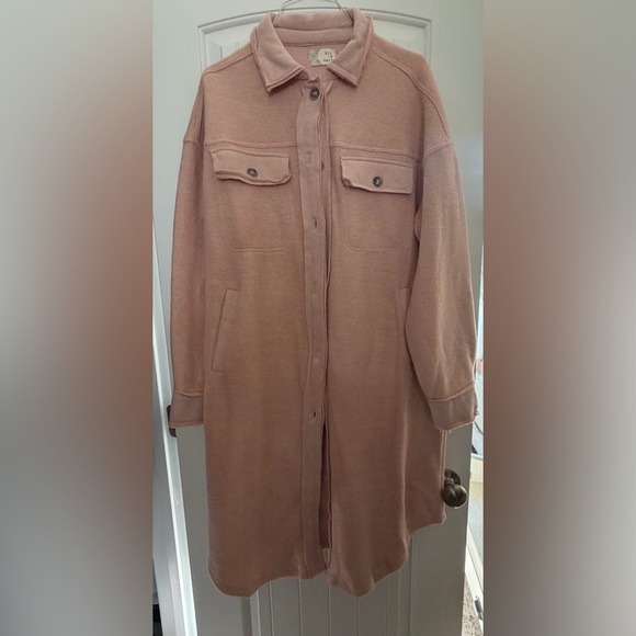Oli & Hali Jackets & Blazers - Oli & Hali Long Button-Front Shacket in Dusty Rose